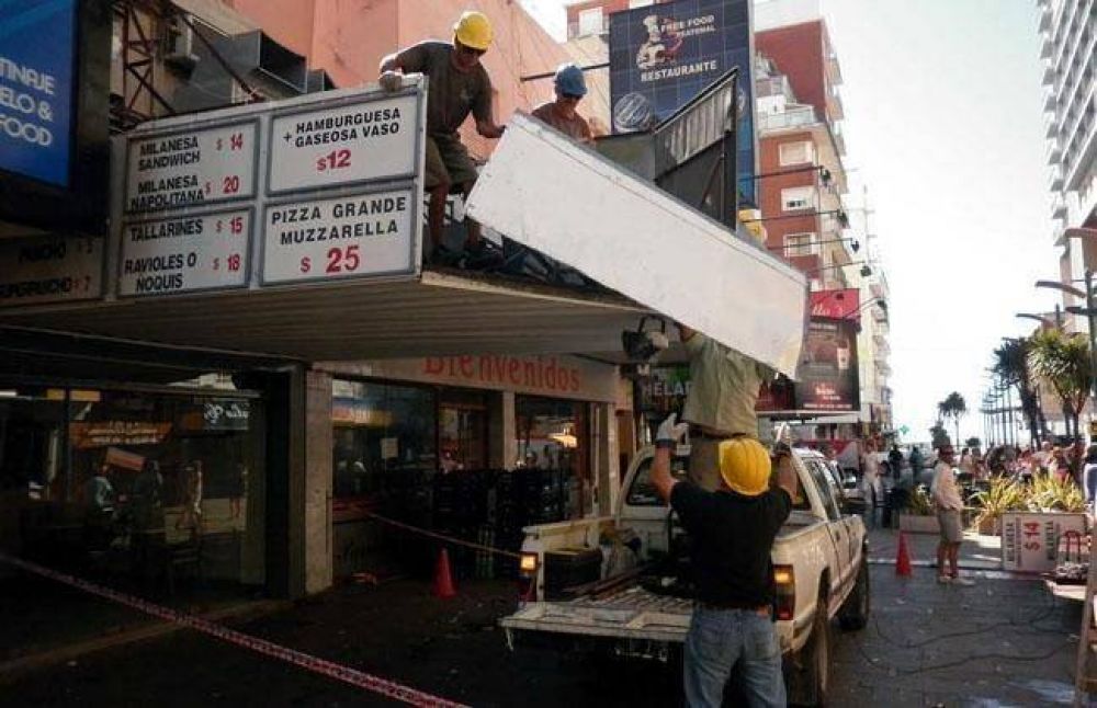 Clausuran comercio y retiran la marquesina