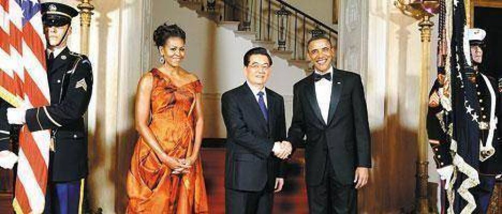 Tras la gira de Hu Jintao, China busca robarle poder a Washington
