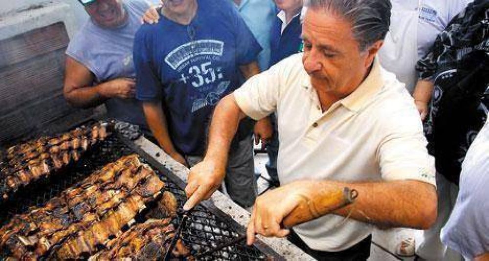 Duhalde: �Son imb�ciles los que creen que el orden es de derecha�