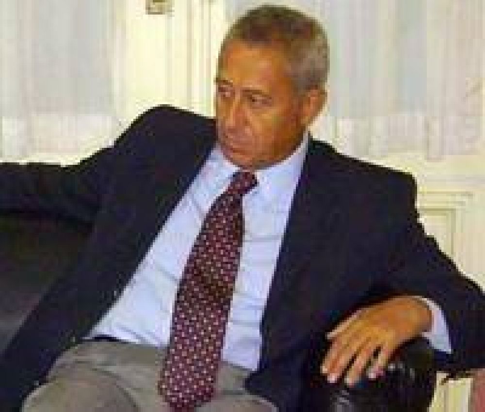 Avanza investigaci�n contra ex Intendente Prince por usurpaci�n y estafa.