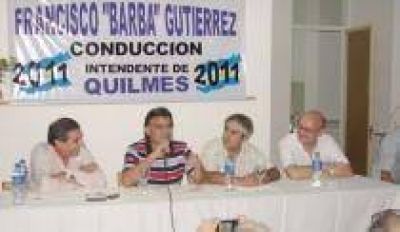 Guti�rrez de gira pol�tica por el interior bonaerense