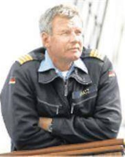 Destituyen al capit�n del barco alem�n investigado en Ushuaia