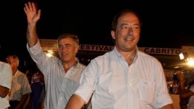 Los candidatos radicales festivalean