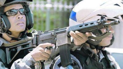 Tiroteo entre la Polic�a y grupos narcos en pleno centro de R�o
