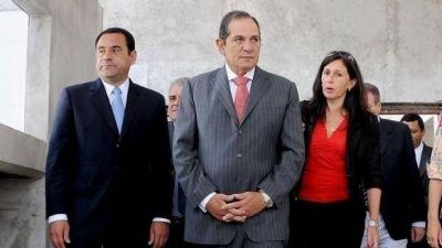 Alperovich dijo que dar� a los estatales el mismo aumento que otorgue la Naci�n 