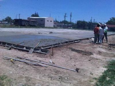 El play�n deportivo del barrio Juan XXIII, cerca de ser terminado