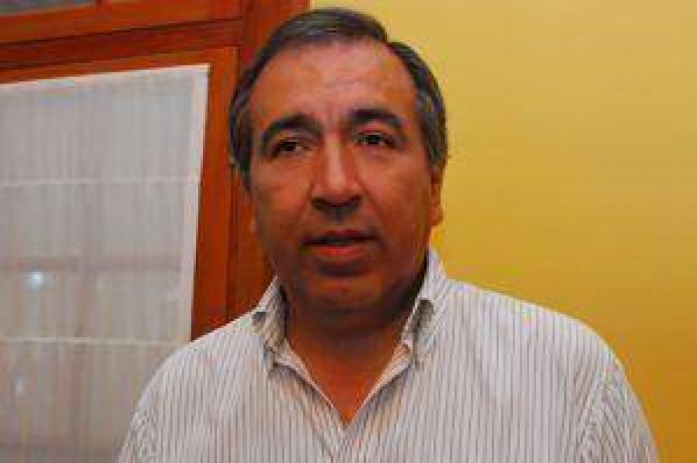 Dante Elizondo: �Vamos a acompa�ar la decisi�n de Gioja�