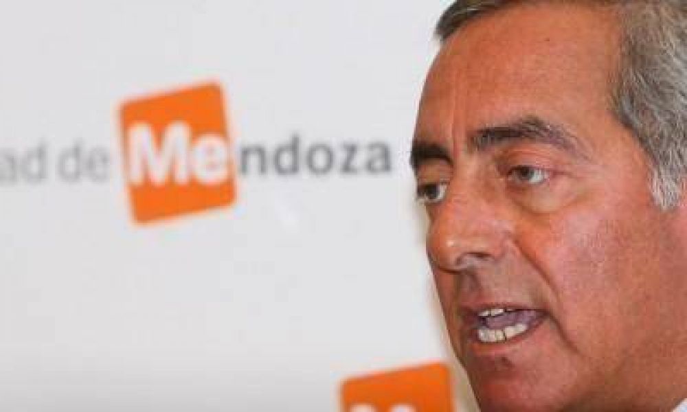 Fayad volvi� a cruzar duramente a Cornejo