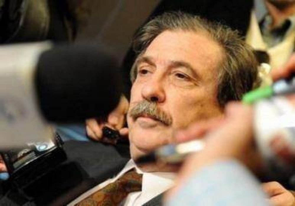 Encuentro con cient�ficos por el control de Botnia 