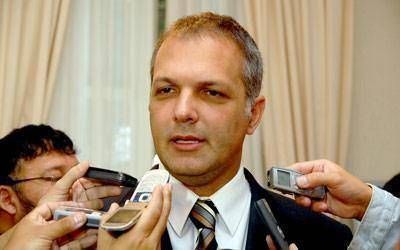 Buzzi: �les damos herramientas de decisi�n a los ciudadanos�