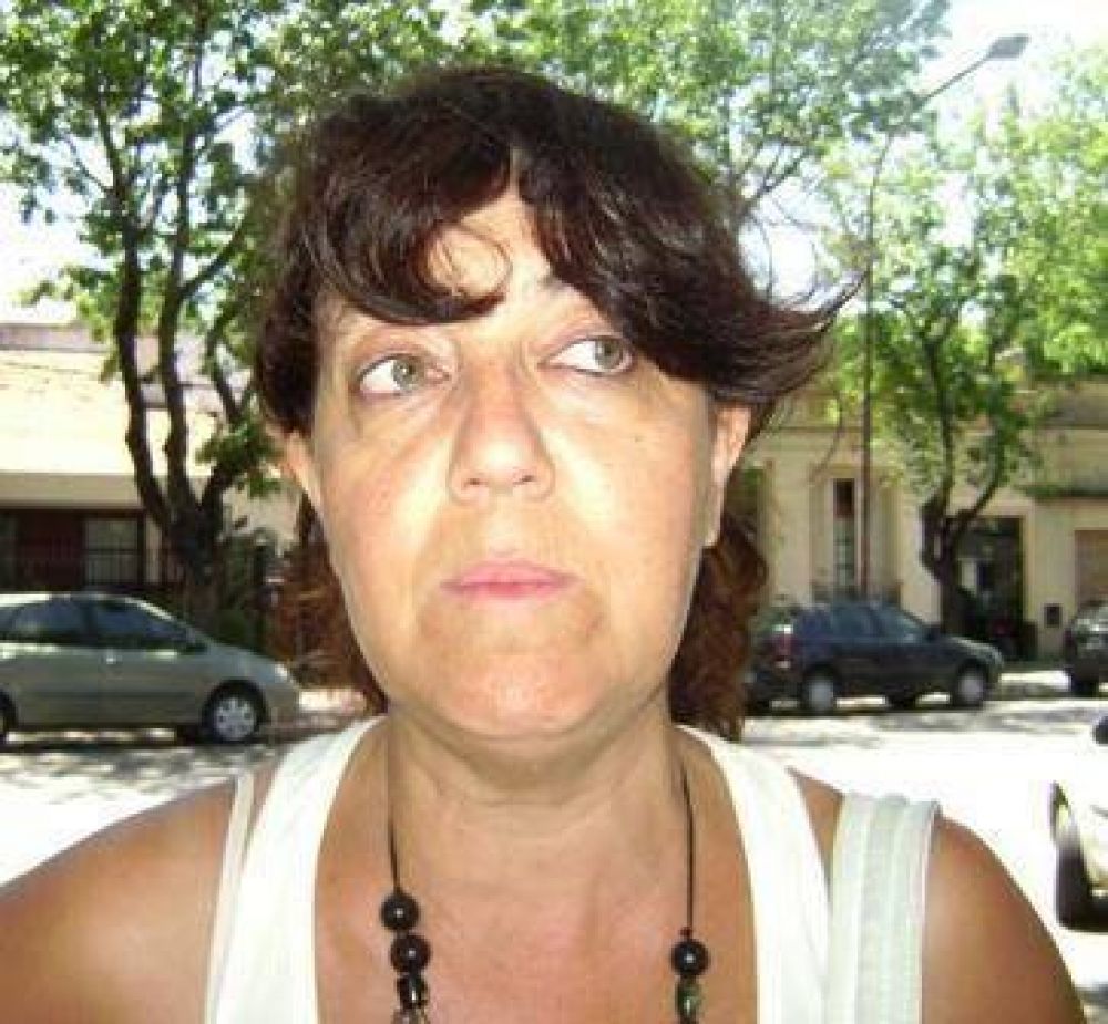 'Si se realiz� la sesi�n extraordinaria del HCD, ameritaba tratar el tema de los lotes con seriedad'