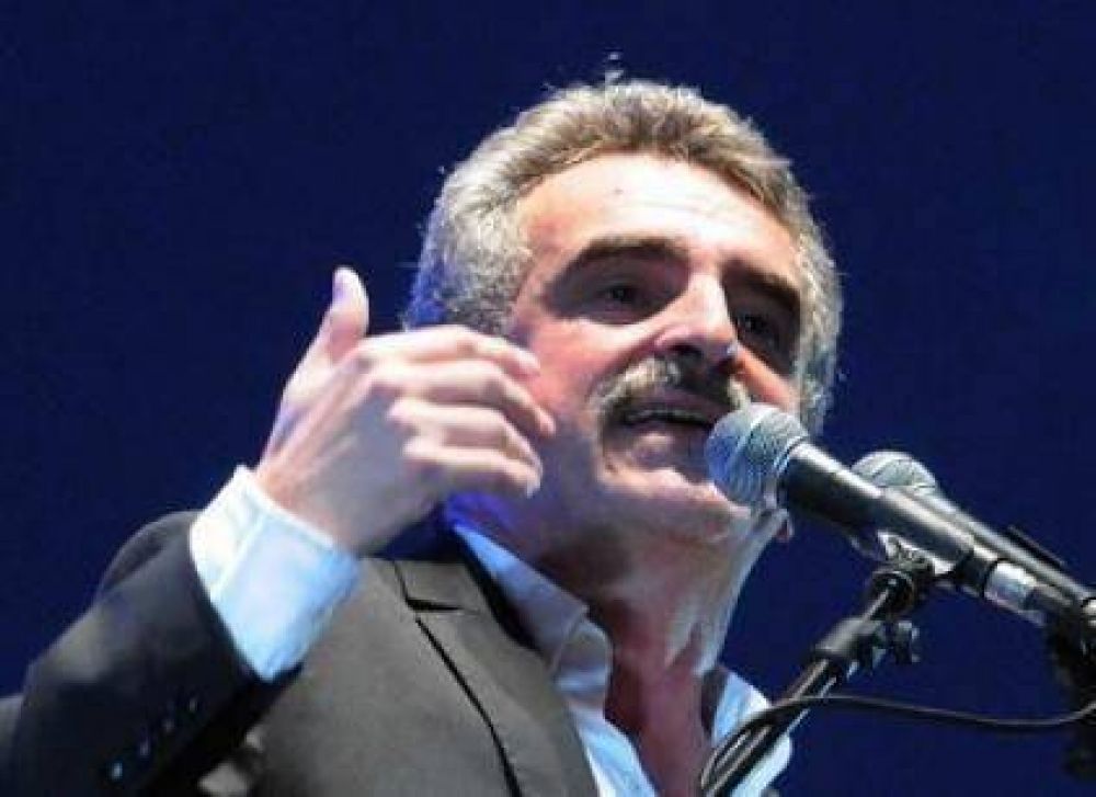 Rossi quiere movilizar a los j�venes