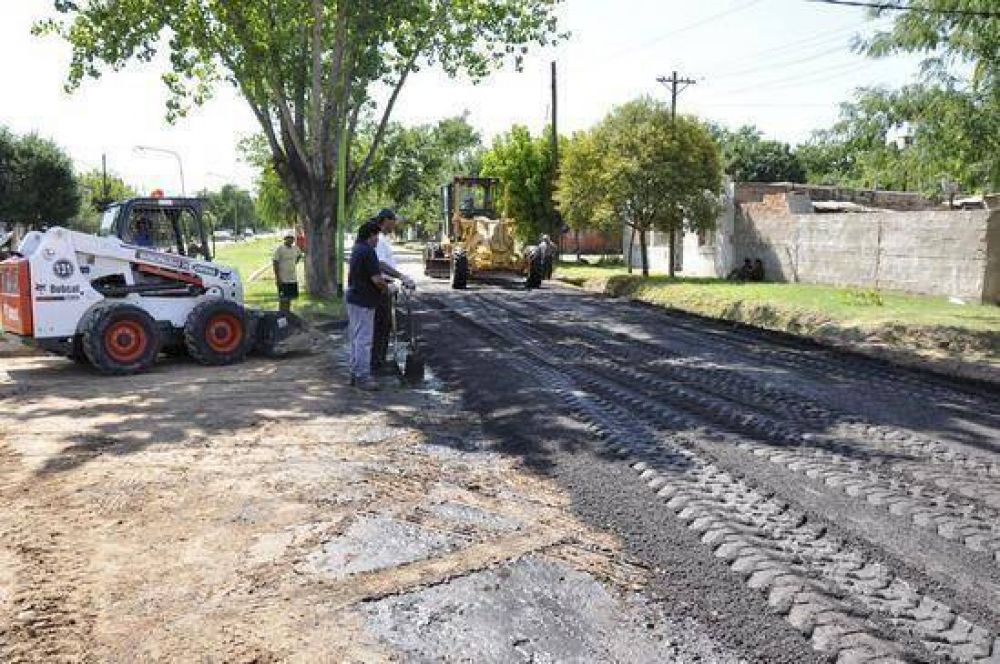 El Municipio avanza con el Plan de Pavimentaci�n en Barrios
