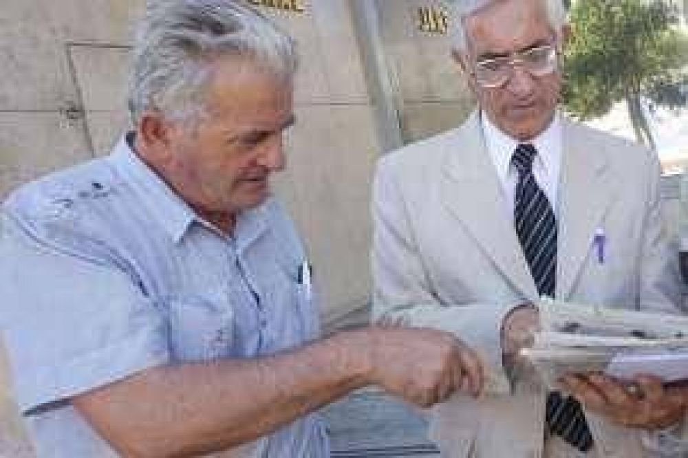 D'Amico y Manchineles, a juicio por un cobro doble