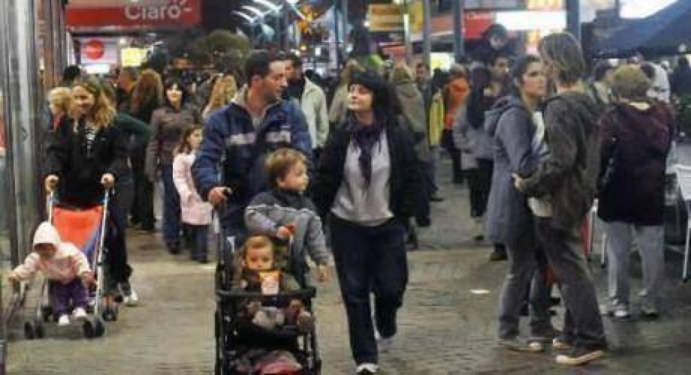 Por el turismo, las ventas minoristas crecieron un 28 por ciento