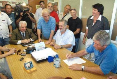 Scioli convoc� a estatales