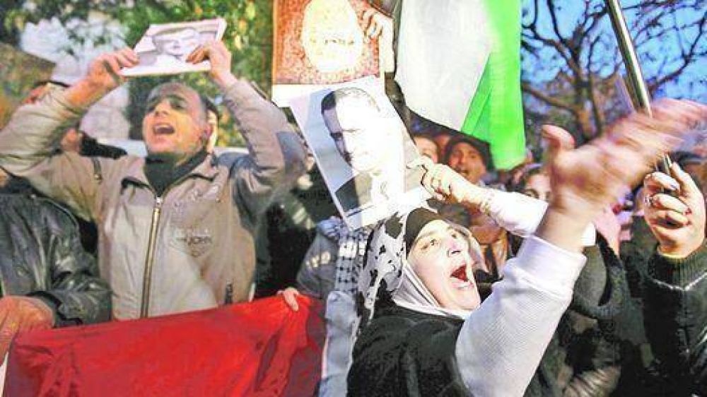 Las protestas tambi�n golpean a Jordania: cay� el primer ministro