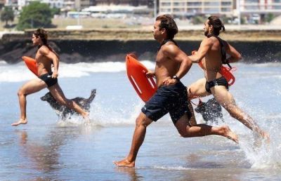 Todo listo para la 33� carrera de aguas abiertas de guardavidas