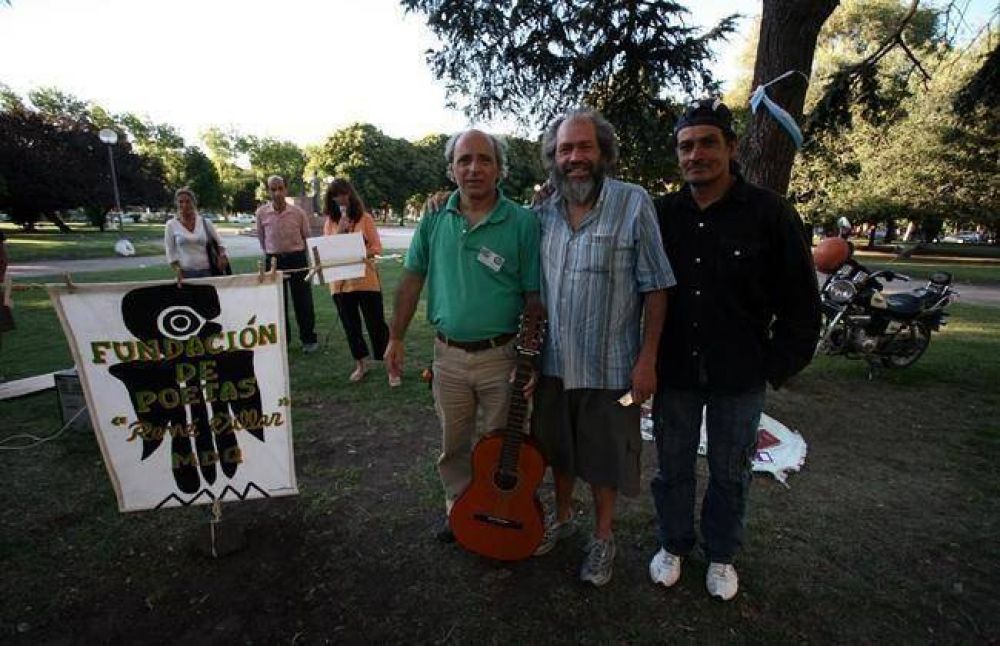 �Mar del Plata tiene un nivel de escritores realmente incre�ble�