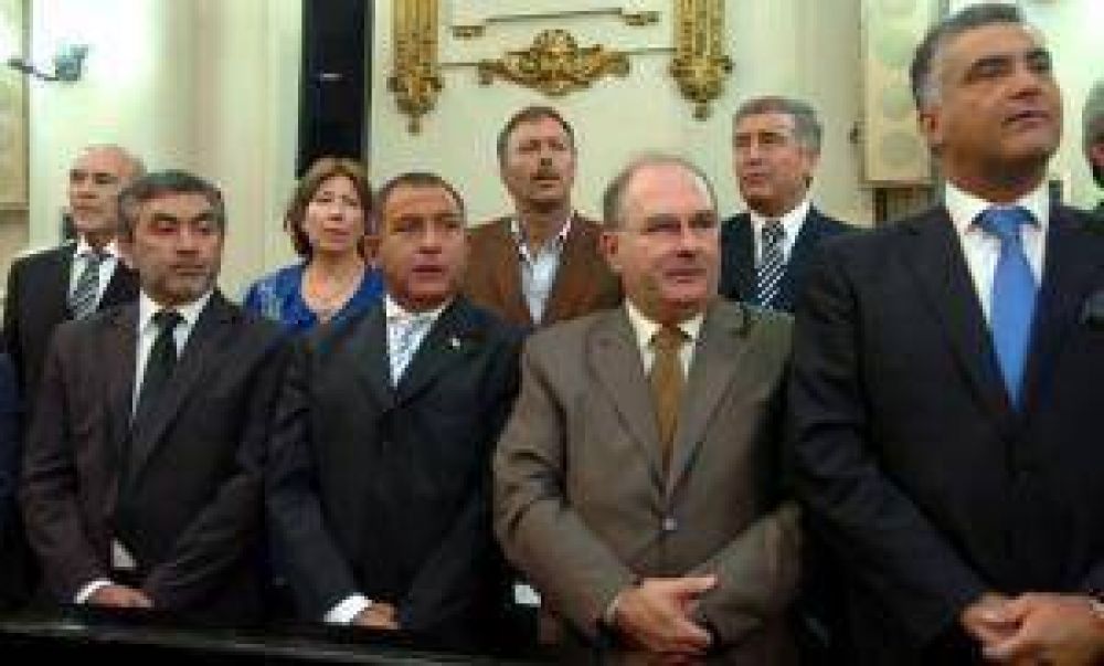 Juez y Aguad, duros con Juan