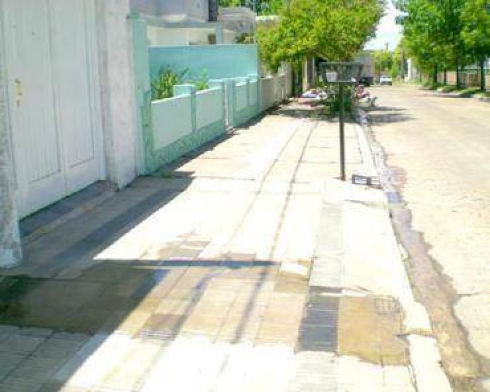 P�rdida de agua en el Puerto Nuevo