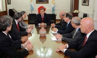 La firma que compr� Milkaut visit� a Binner y a Barletta