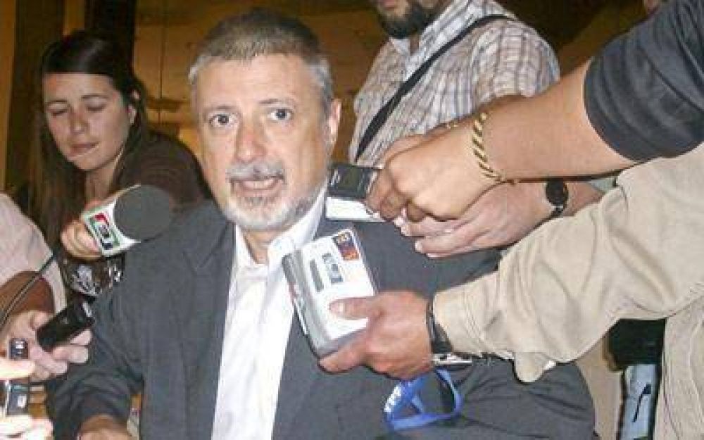 El Gobierno nacional garantiza la transmisi�n de Canal 9