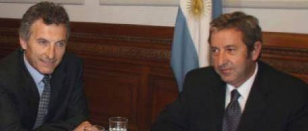Macri y Cobos ir�n por la presidencia