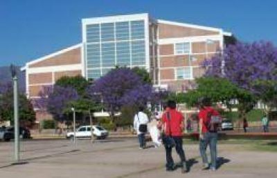 UNLaR. Las carreras �cl�sicas� siguen siendo las preferidas por los riojanos