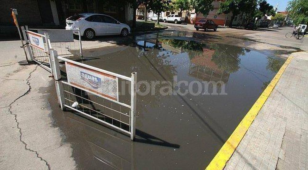 Avenida Urquiza: el socav�n es por problemas de suelo