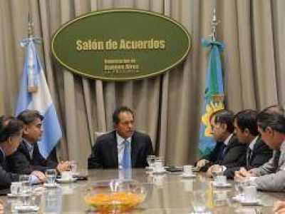 Provincia recibi� el traspaso de tierras del Hospital El Cruce