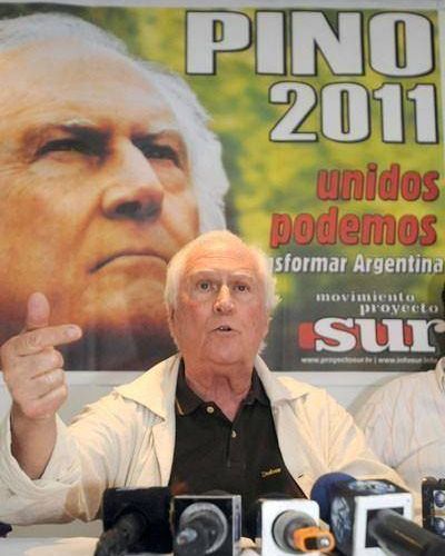 Pino Solanas, de campa�a en el Cosqu�n Rock por el voto joven