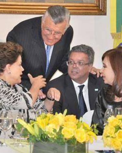 Para fines de abril gestionan una cumbre entre Gioja y Rousseff por el t�nel 
