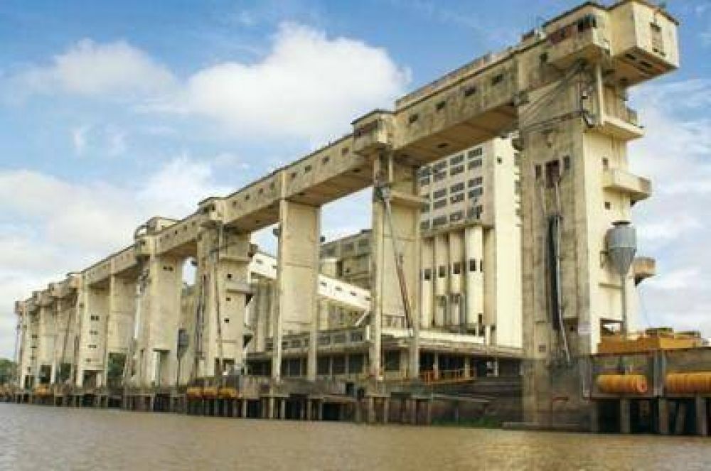 Se ampliar�n los silos del puerto local