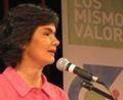 ESTENSSORO RECORRE LA CIUDAD