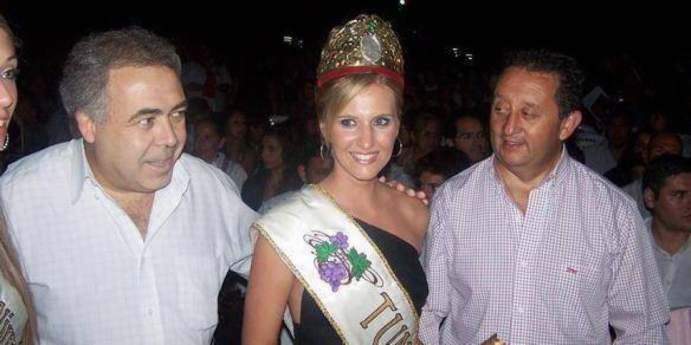 Jaque, Cazab�n e Iglesias: en la Tonada se despleg� el folclore de la campa�a 2011