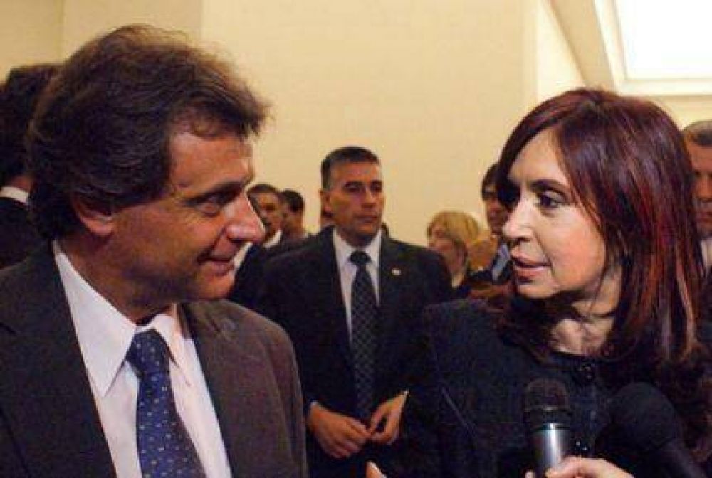 Magistral jugada pol�tica de Pulti que emoci�n� hasta la propia Cristina