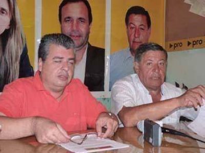 El Pro present� el proyecto para investigar a ex funcionarios
