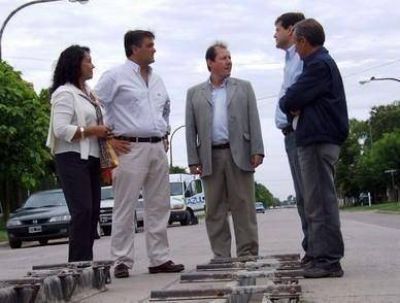 El Intendente Interino junto a funcionarios visit� Cachar�
