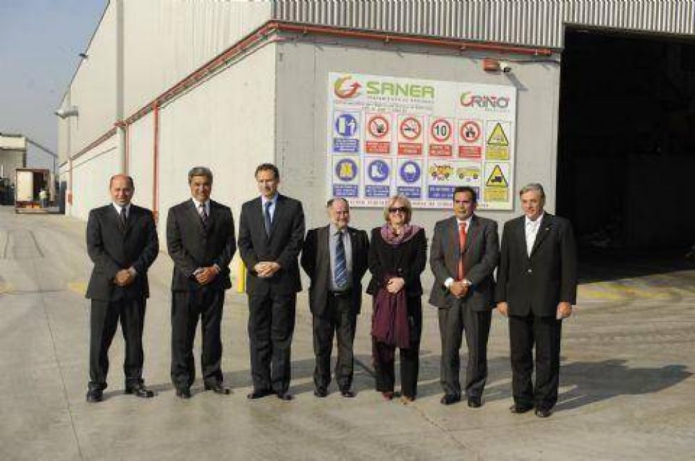 SECCO e intendentes de la regi�n recorrieron Planta de Tratamiento de Residuos en Espa�a
