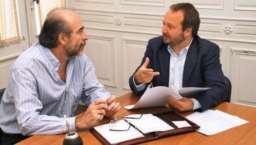 Vicente llam� a kirchneristas a unirse y enfrentar a De la Sota