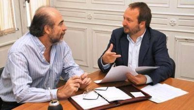 Vicente llam� a kirchneristas a unirse y enfrentar a De la Sota