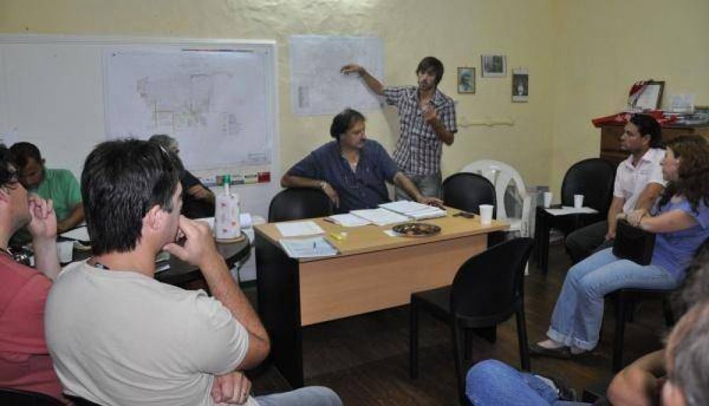 Se realizan reuniones con los vecinos para tratar problemas