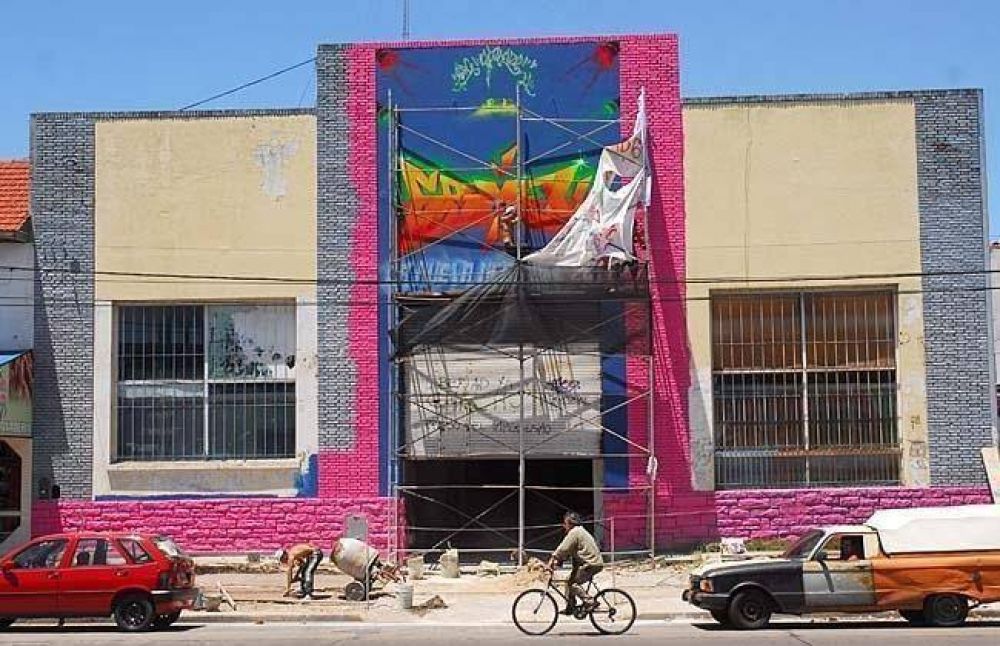 Vecinos agradecen la paralizaci�n de la apertura de una �bailanta�