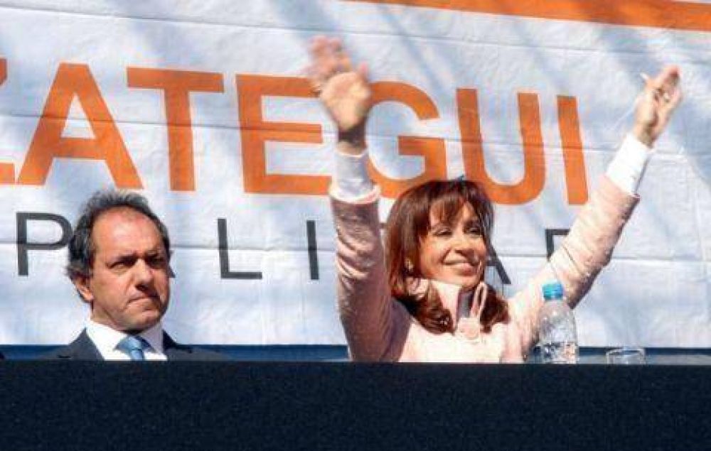 Colectoras: la estrategia del kirchnerismo para desgastar a Scioli y evitar que suceda a CFK
