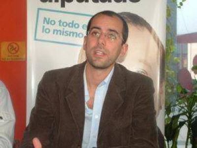 Tereschuk: �Tenemos diferencias concretas con la gesti�n de Scioli�