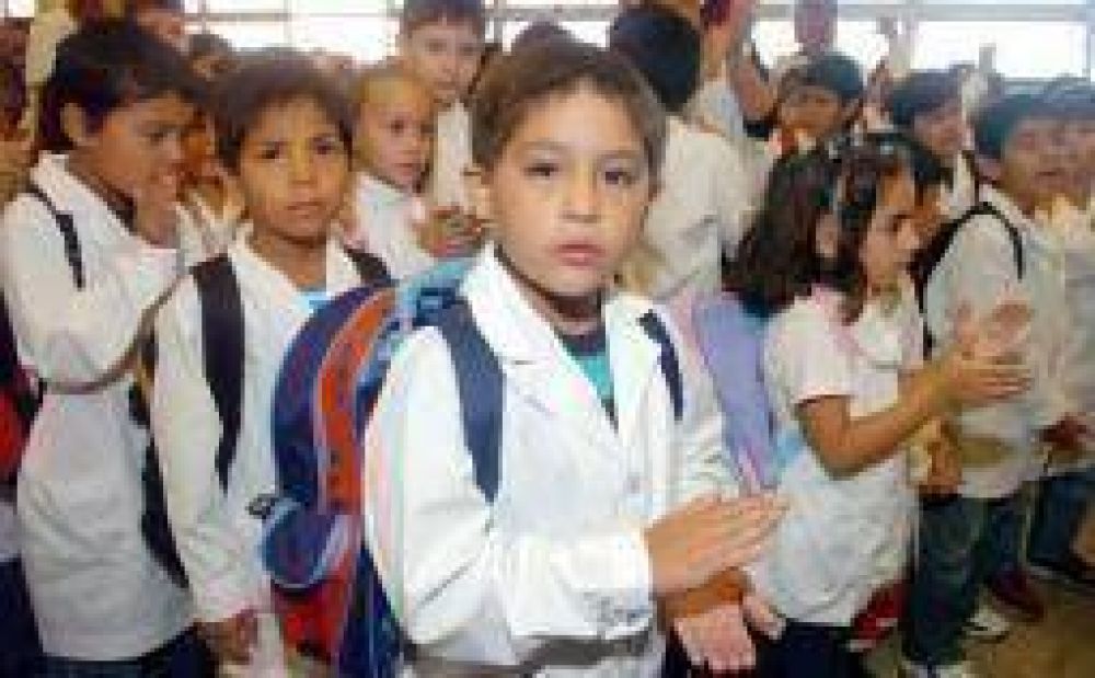 Desde el pr�ximo lunes se comienza a abonar la Ayuda Escolar a estatales