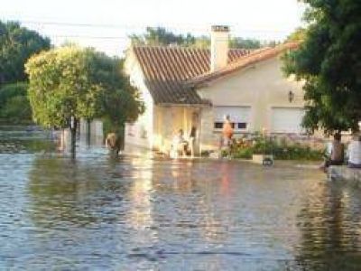 San Antonio de Areco: Crecida del r�o gener� preocupaci�n entre los vecinos