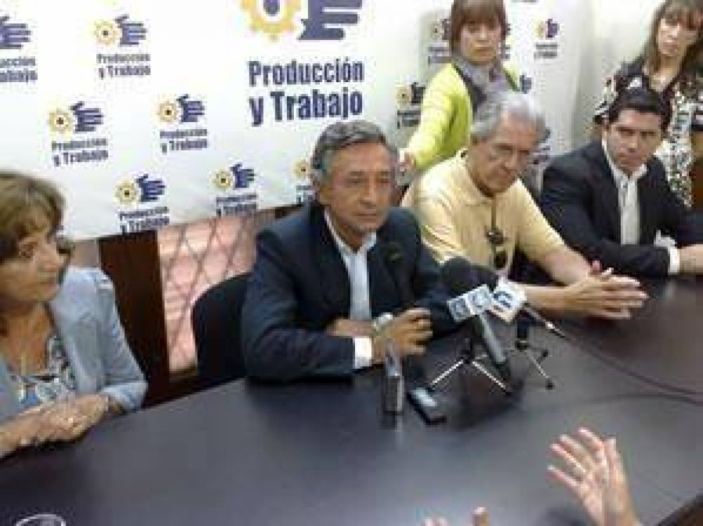 Basualdo har� campa�a para que no se modifique la Constituci�n 