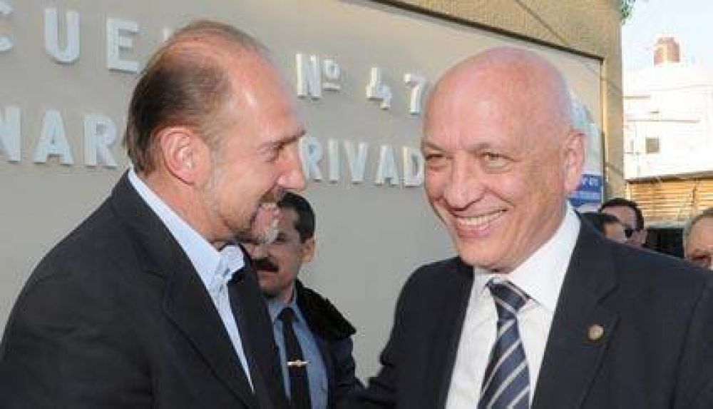 Perotti le responde a Bonfatti: "Nunca un gobierno tuvo tanta plata como �ste"
